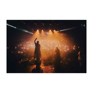 Amber Sky 60x40cm, 2025